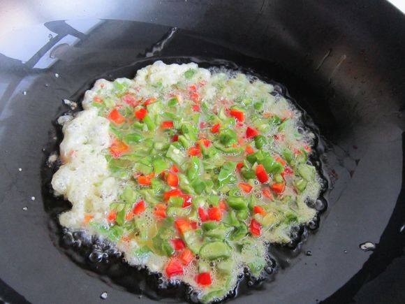 鸡蛋火腿夹饼步骤7