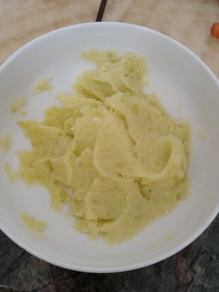 意式茄汁土豆面疙瘩步骤1