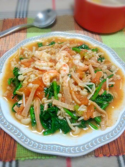 鲜味番茄烩菠菜步骤11