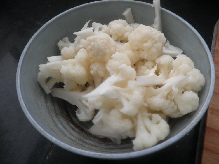 菜花杏鲍菇炒火腿步骤4