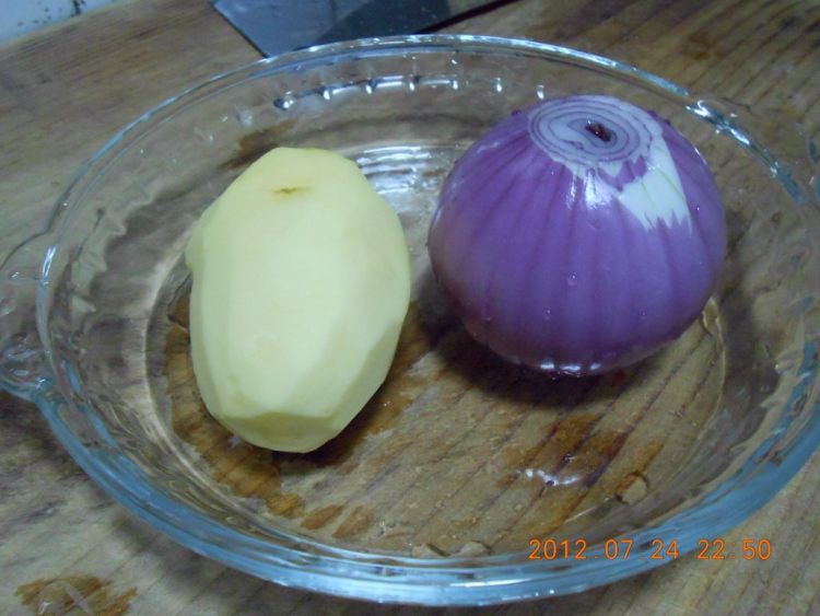 洋葱土豆丝步骤1