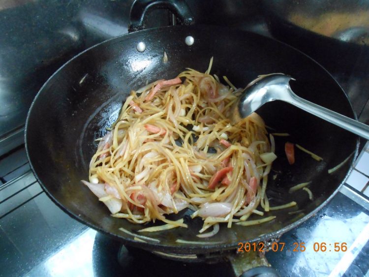 洋葱土豆丝步骤11