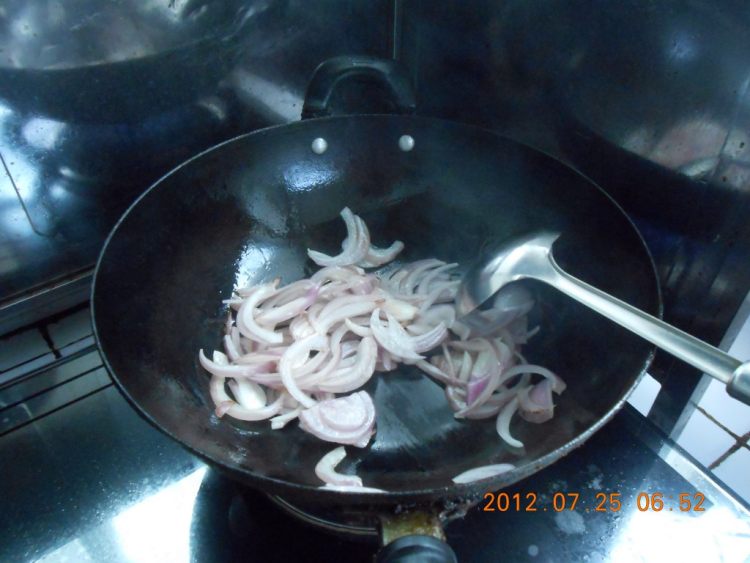 洋葱土豆丝步骤7