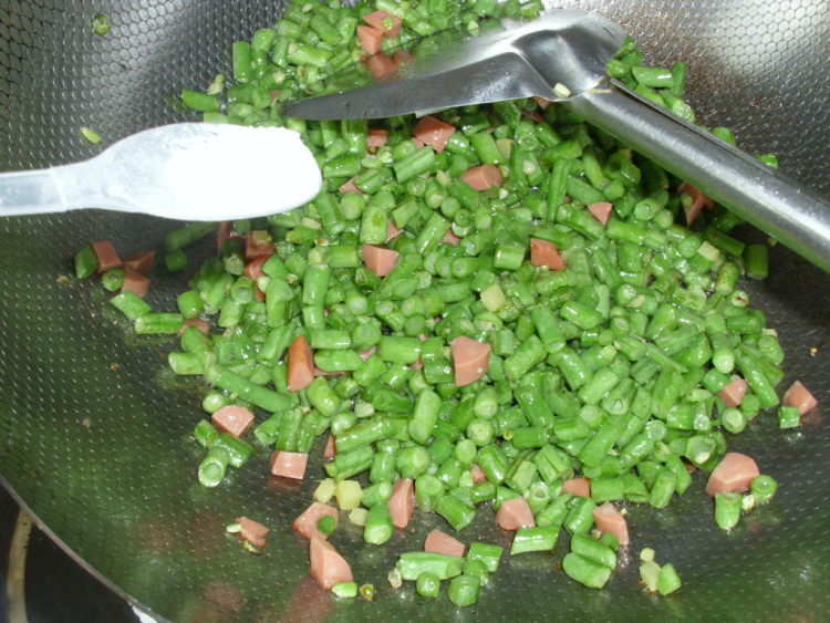 豆角火腿丁步骤5