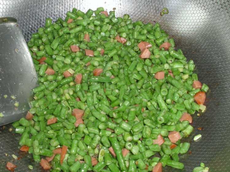 豆角火腿丁步骤6