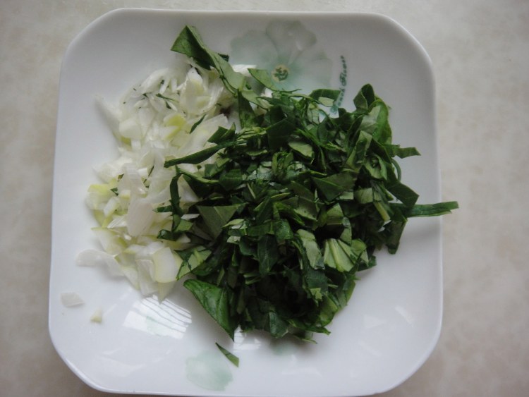 菜叶鸡蛋饼步骤3