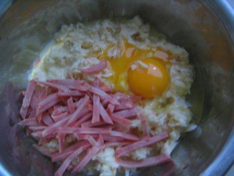 萝卜火腿鸡蛋饼步骤1