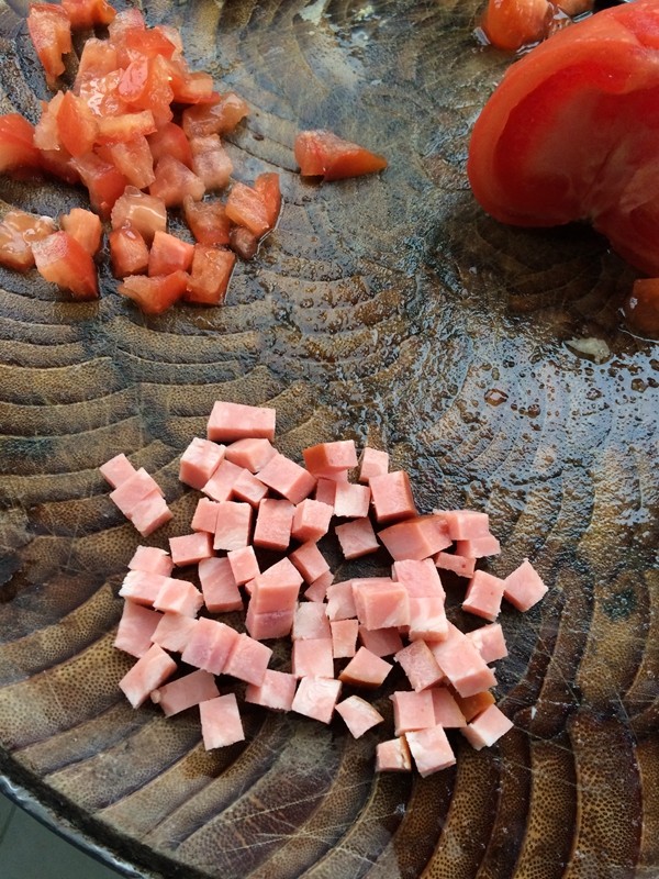 煎火腿奶酪蛋卷步骤1