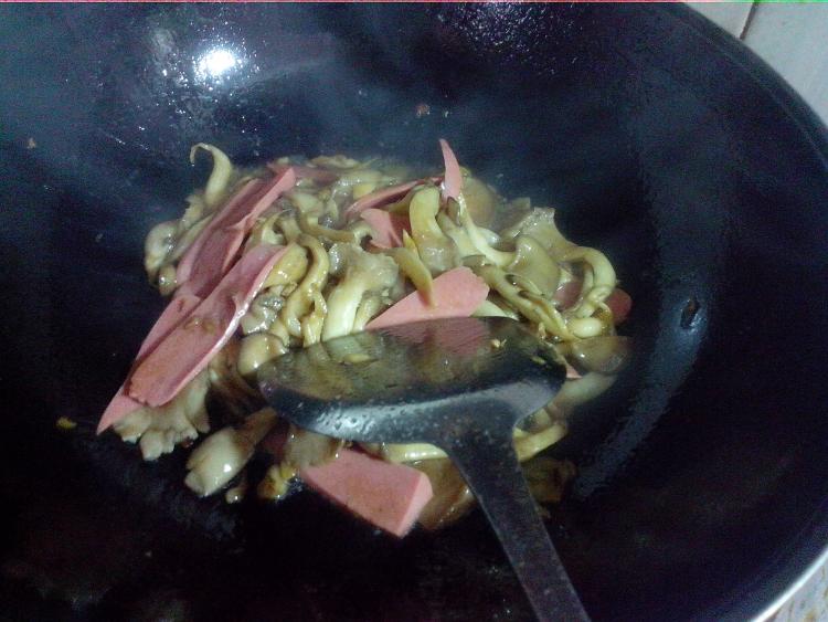火腿炒蘑菇步骤9