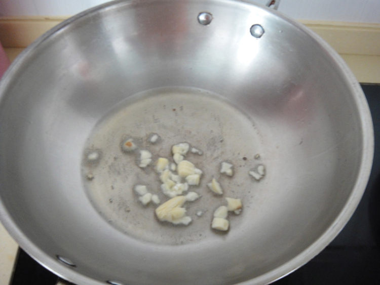 蚝油茭白火腿步骤4