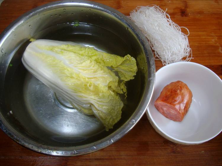 凉拌火腿粉丝娃娃菜步骤1