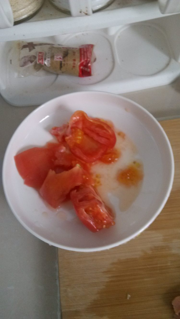 火腿西红柿酱土豆步骤1