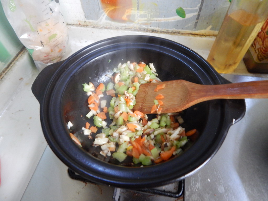 香菇鸡肉肠焗饭步骤5