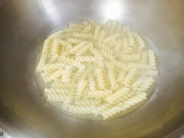番茄螺旋意面#此刻在步骤3