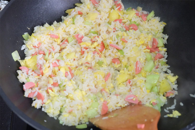 菠萝饭步骤12
