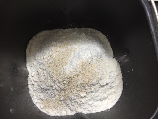 毛毛虫香肠卷步骤2