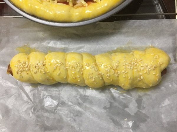 毛毛虫香肠卷步骤5