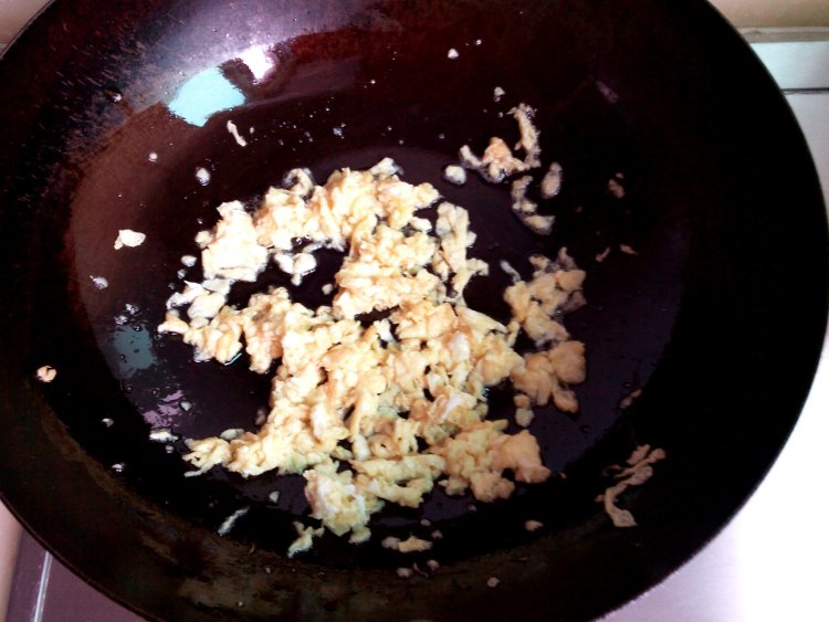 鲍菇炒饭步骤2
