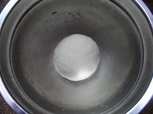 培根脆底披萨步骤1