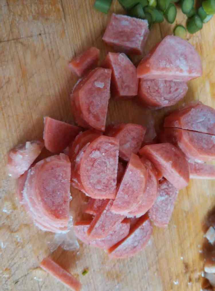 蒜臺炒饭步骤4