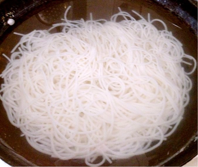 海鲜米线早餐步骤3