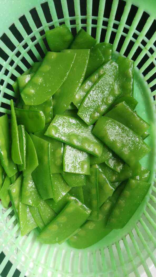 荷兰豆炒香肠步骤6