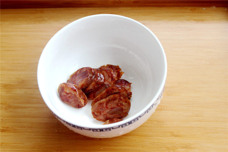 香肠快手饭步骤1