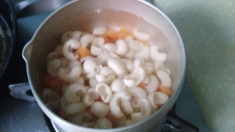 三丁炒面步骤3