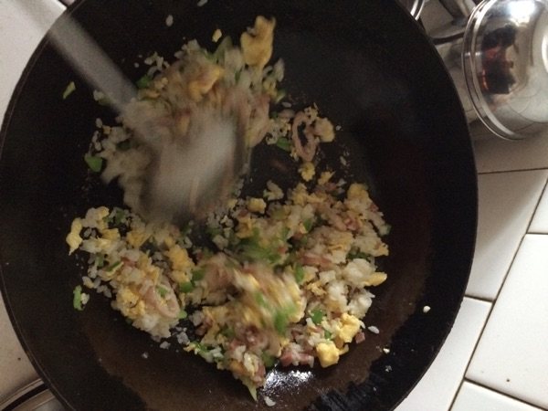 肥肠炒饭步骤6