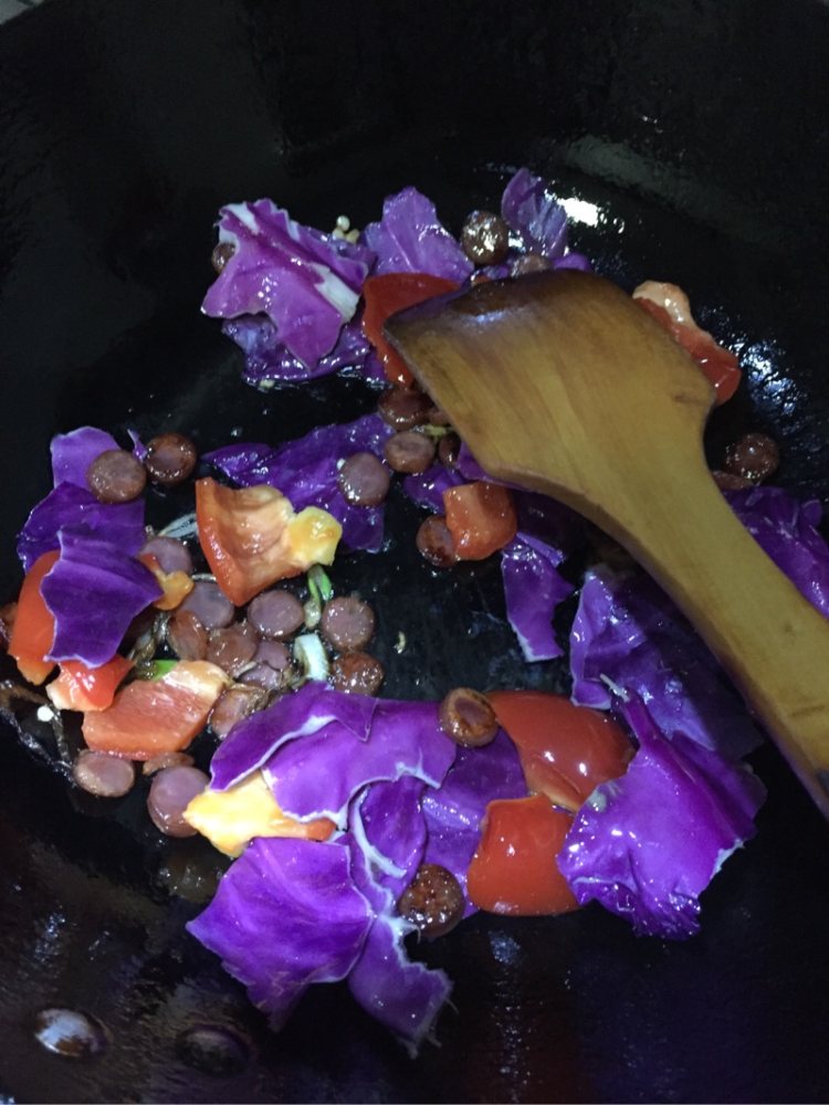 香肠炒蘑、菇步骤8