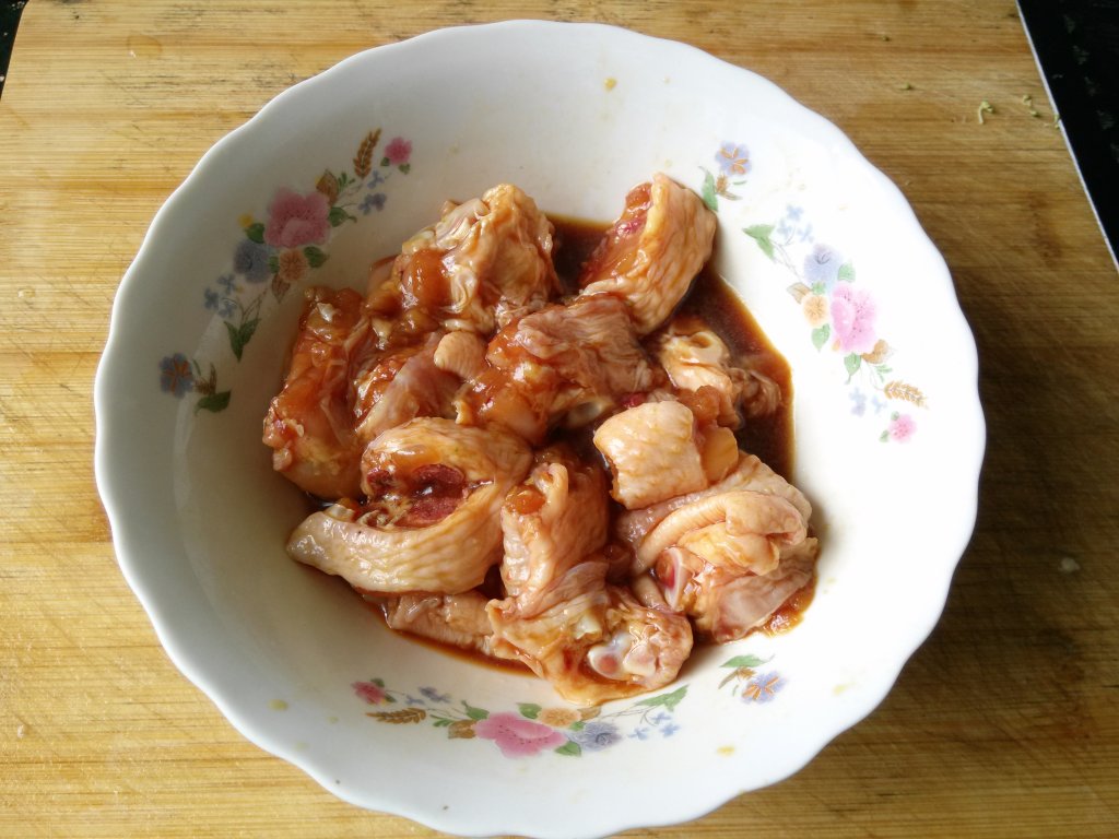 鸡翅焖饭步骤2
