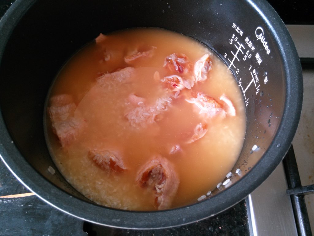鸡翅焖饭步骤5