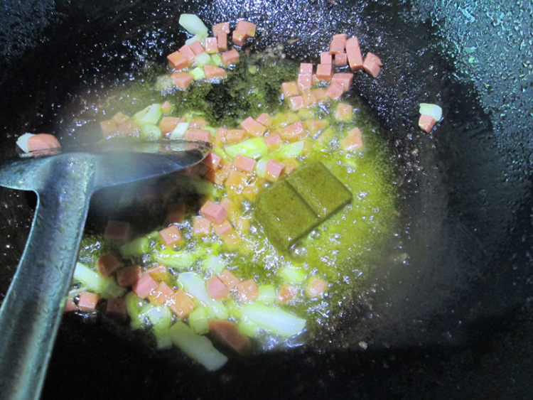 五彩咖喱鸡肉饭步骤9