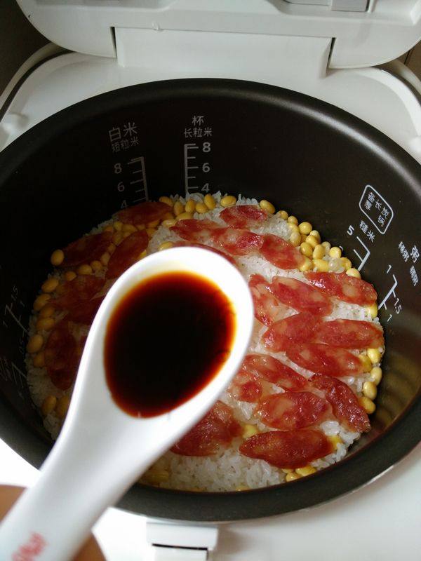 黄豆煲仔饭步骤7