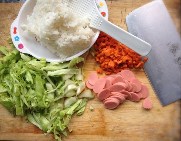 蔬菜炒饭步骤1