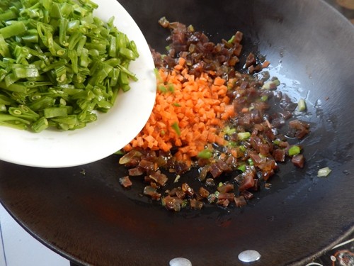 腊味炒饭步骤7