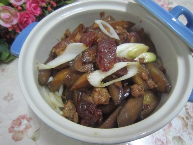 香肠肉末茄子煲步骤8