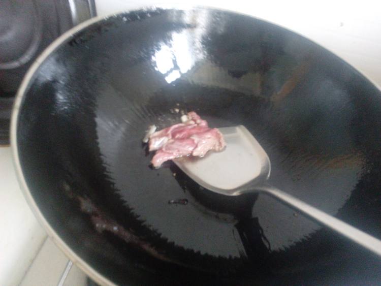 肉丝炒年糕步骤4