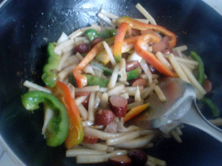 肉丝炒年糕步骤10