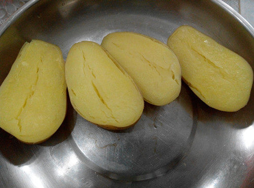 芝士香肠焗土豆泥步骤1