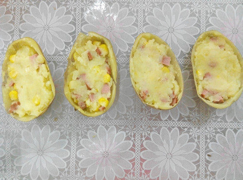 芝士香肠焗土豆泥步骤6