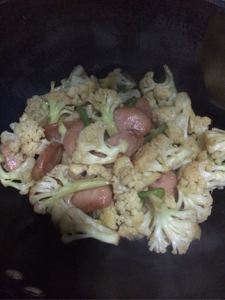 香肠炒花菜步骤8
