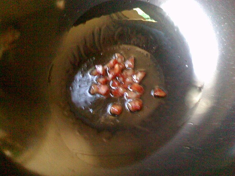 香肠肉末蒸豆腐步骤4