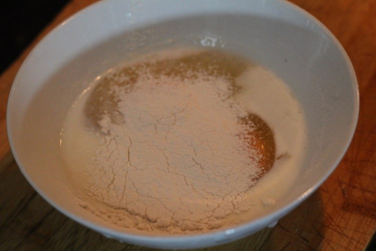 奶酪鸡蛋卷步骤1