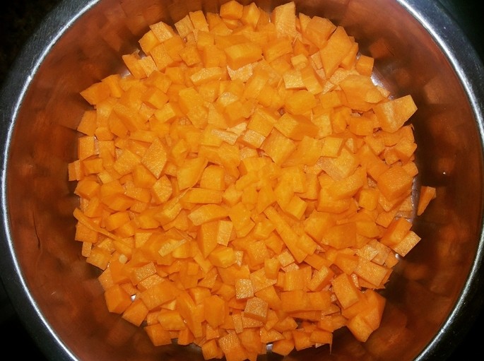 红萝卜玉米.步骤1