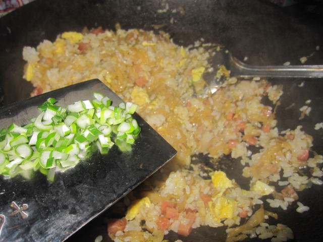 酸菜烩饭步骤11