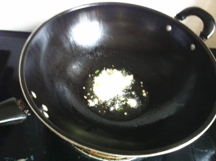 香肠烧茄子步骤3