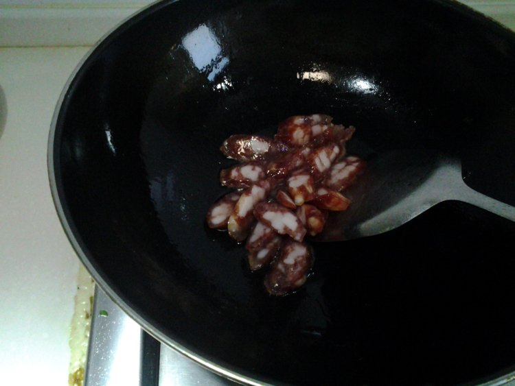香肠咸菜炒双椒步骤3
