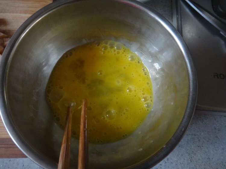 香肠蛋卷饼步骤3