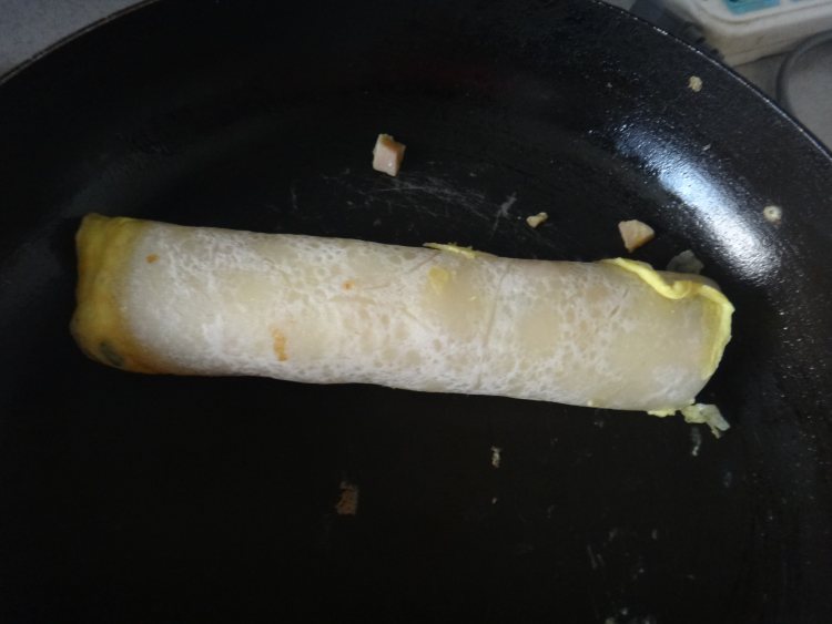 香肠蛋卷饼步骤12